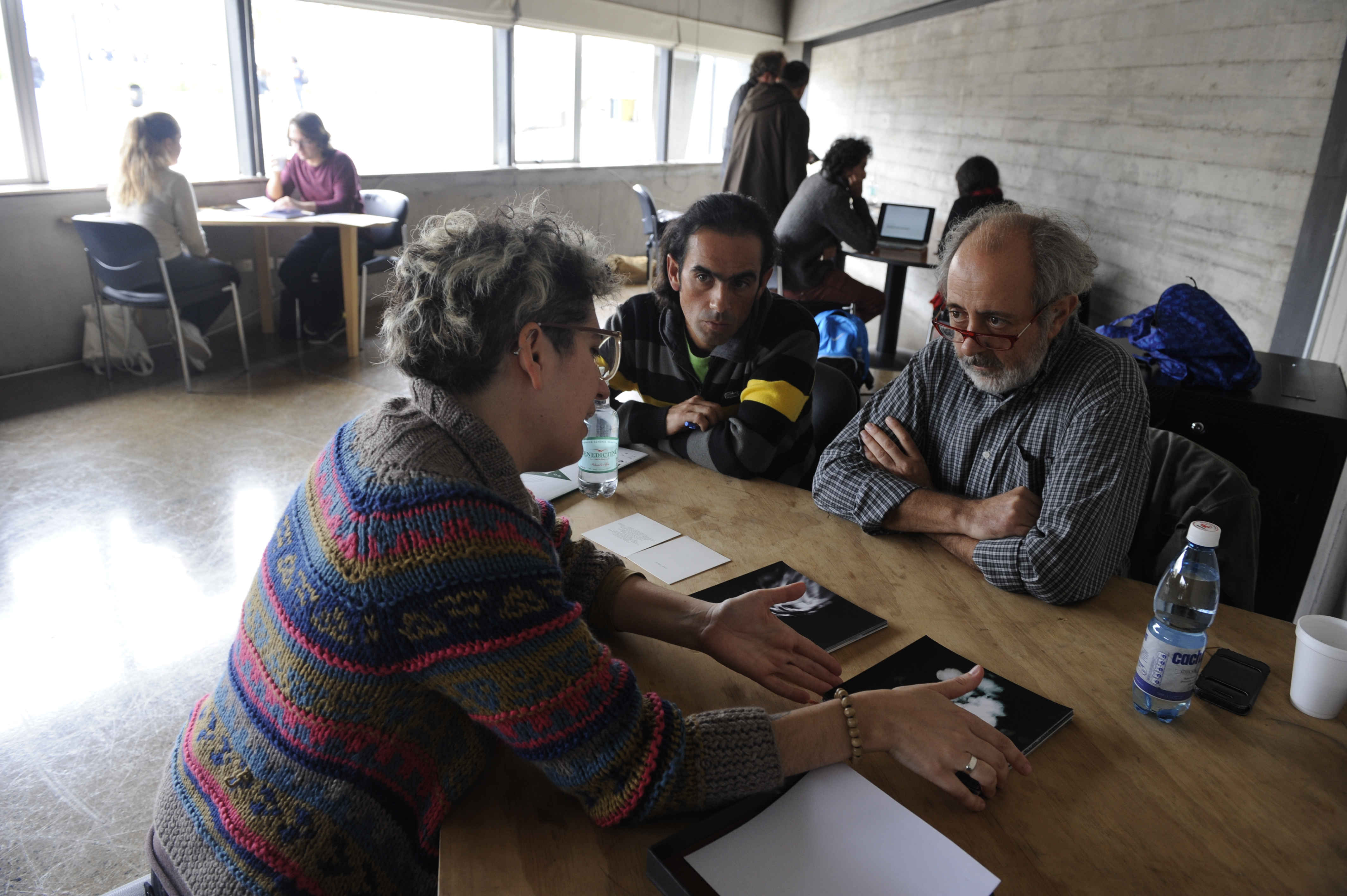 Maestros de la imagen inician revisión de portafolios en la 7ª edición del Festival Internacional de Fotografía en Valparaíso FIFV 2016. ©Victor Ruiz Caballero